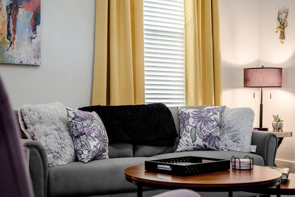 Vineyard Cottage-Pet Friendly & Walk To Oaklawn! هوت سبرنغز المظهر الخارجي الصورة